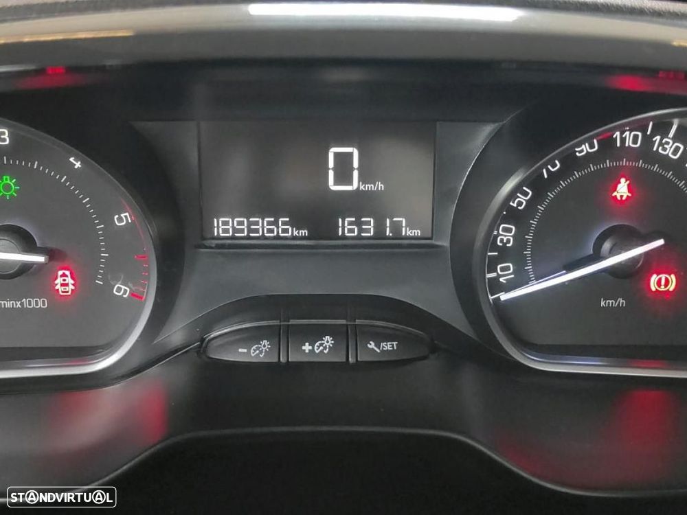 Peugeot 208 1.5 BlueHDi Active - 3