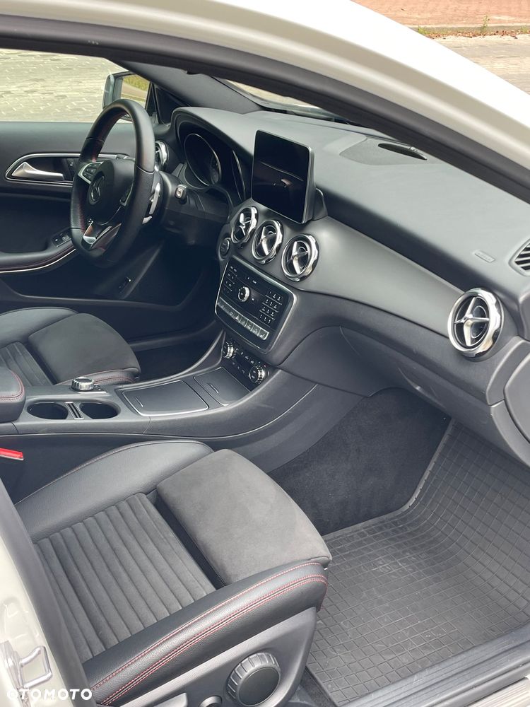 Mercedes-Benz GLA 220 4-Matic - 19