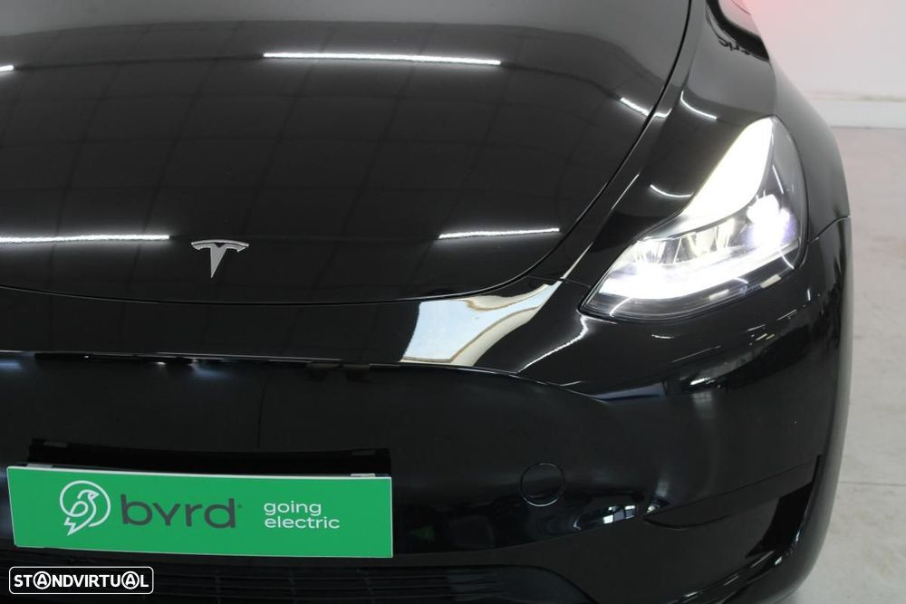 Tesla Model Y Standard - 5