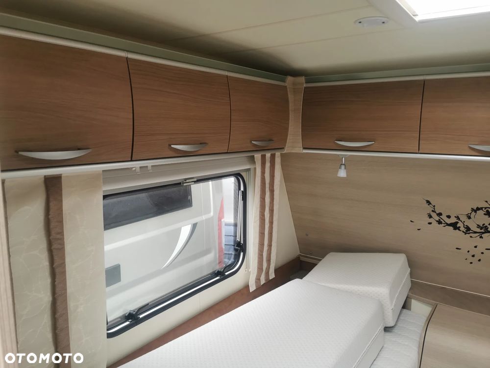 Burstner Averso Comfort 460LT - 11