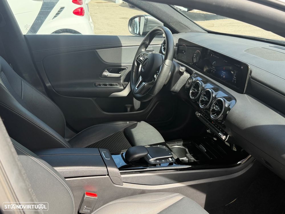Mercedes-Benz CLA 250 e Business Solutions.Grande Frota - 16
