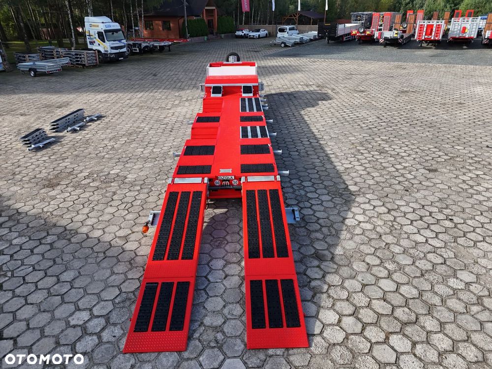 Inny 4 OSIOWA NISKOPODWOZIOWA z zagłębieniami na koła, rozciągana 5.000mm, długie najazdy 70T DMC - 25