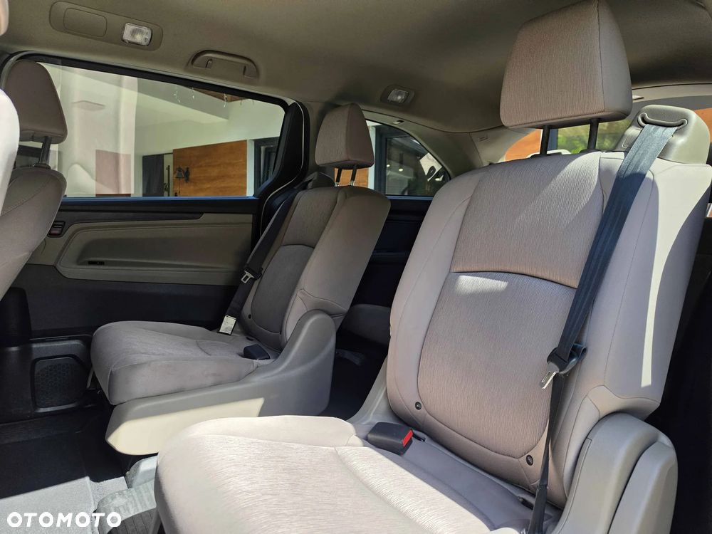 Honda Odyssey 3.5 LX - 8