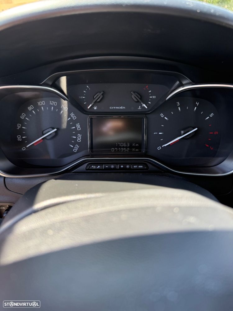 Citroën C3 1.2 PureTech Shine - 12