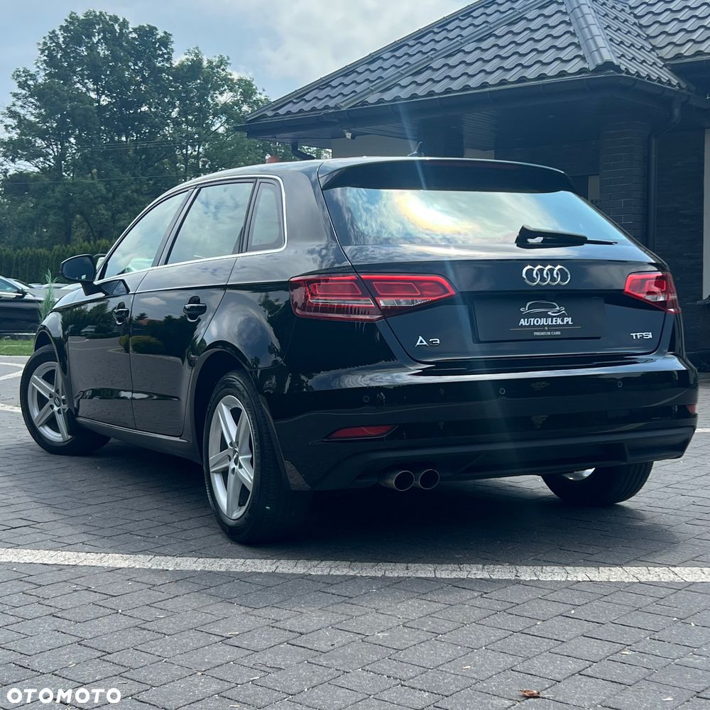 Audi A3 Sportback - 15