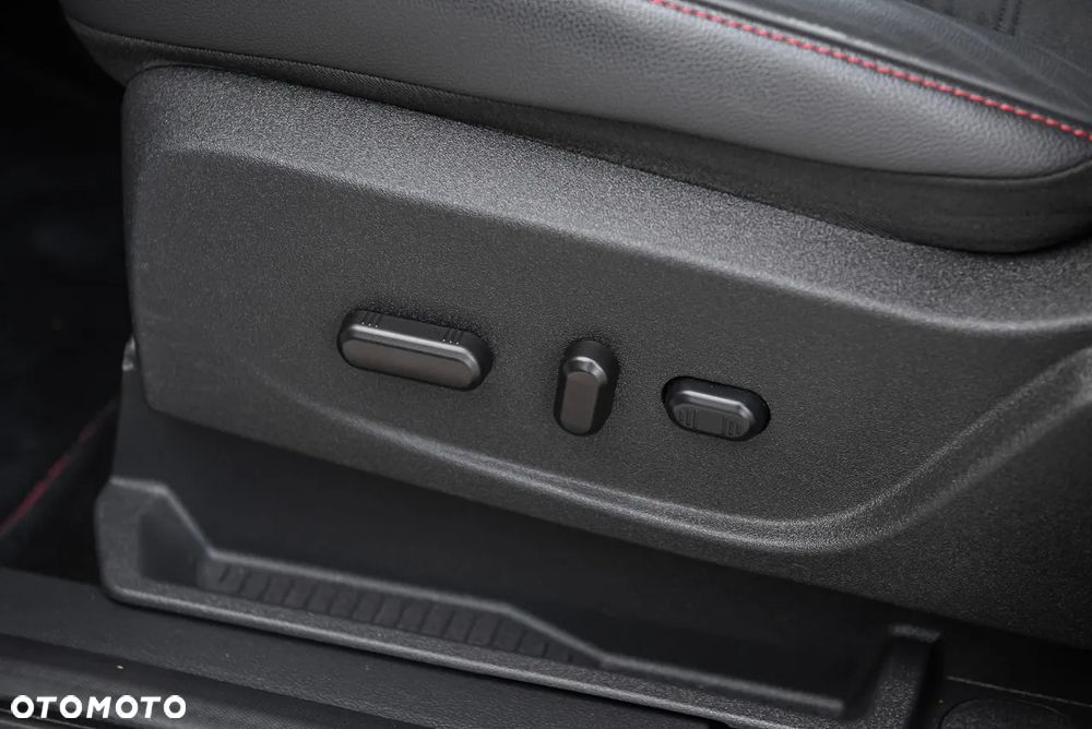 Ford Kuga 2.0 TDCi AWD ST-Line - 16