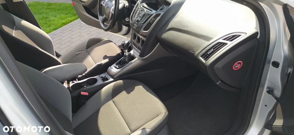 Ford Focus 1.6 TDCi Ambiente - 9