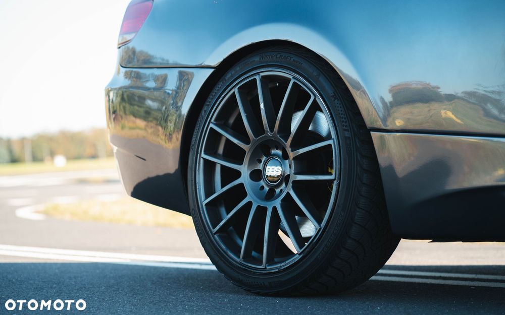 BMW Seria 3 330i xDrive - 16