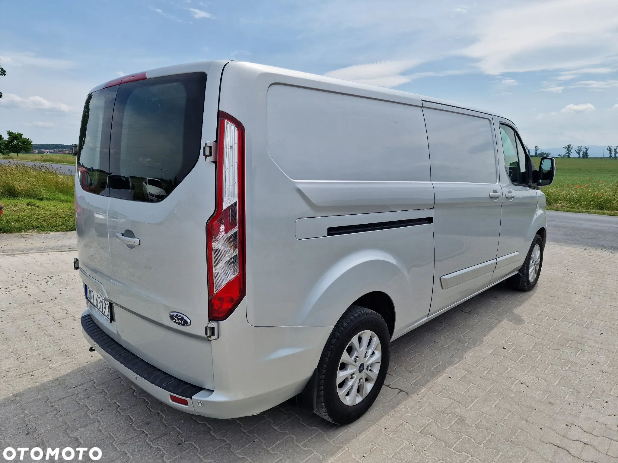Ford Transit Custom - 10