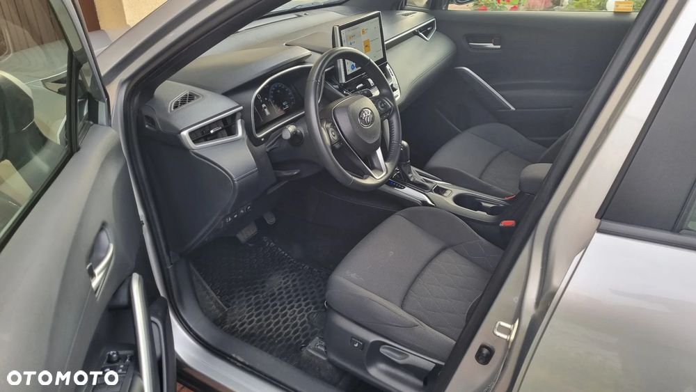 Toyota Corolla Cross 2.0 Hybrid Comfort - 13