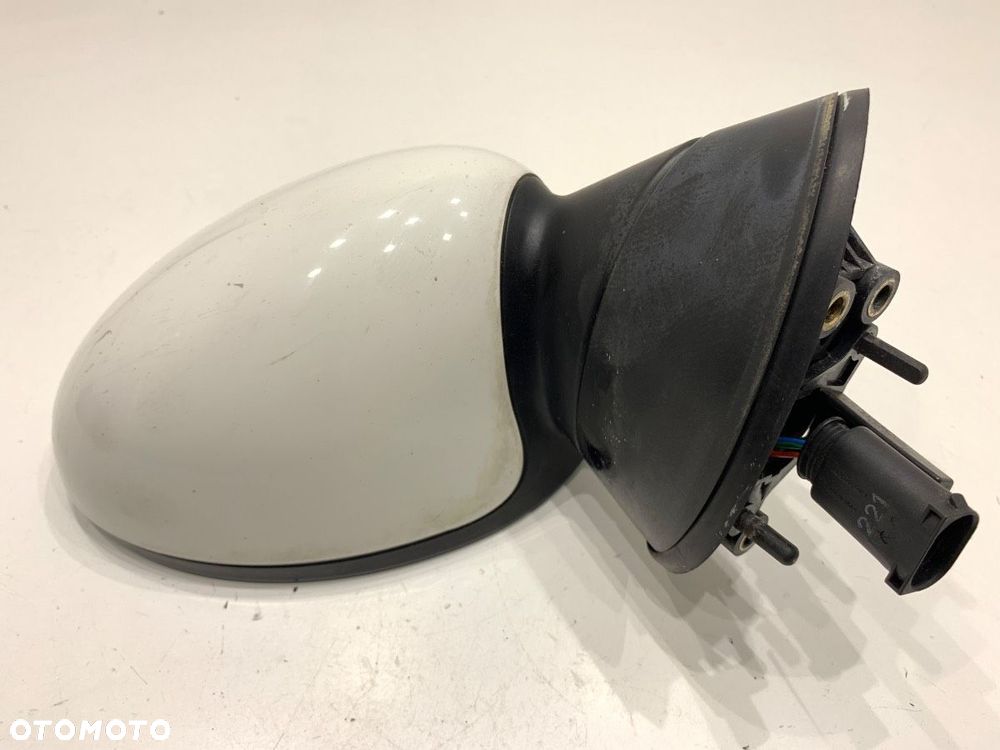 LUSTERKO PRAWY  MINI MINI (R50, R53) 2001 - 2006 Cooper 85 kW [116 KM] benzyna 2001 - 2006 - 3