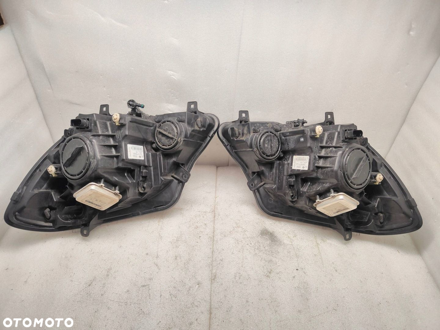 Mercedes-Benz Sprinter W906 XENON LIFT Komplet Lamp przednich A9068203261 - 2