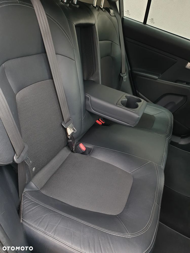 Kia Sportage 1.6 GDI L 2WD - 36