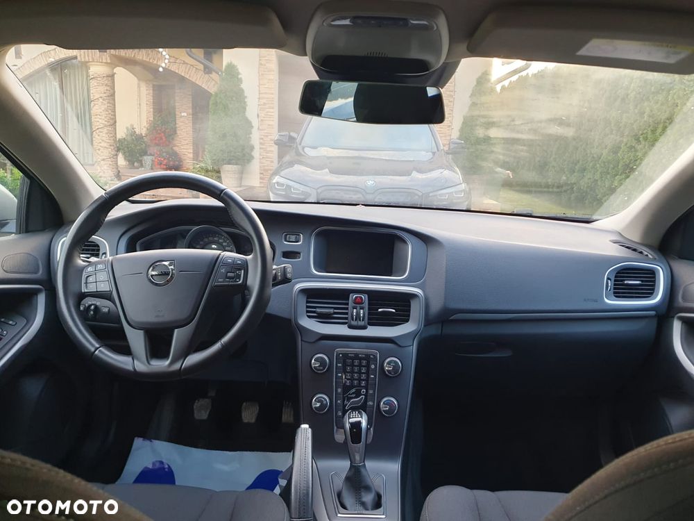 Volvo V40 - 19
