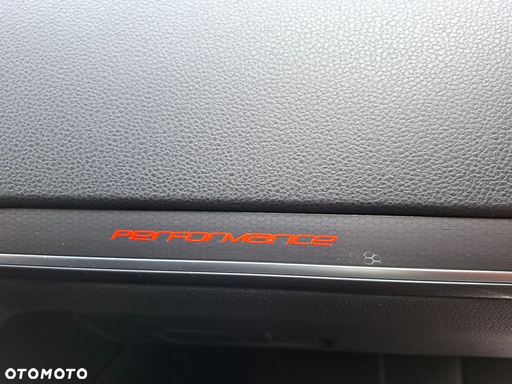 Volkswagen Golf - 13