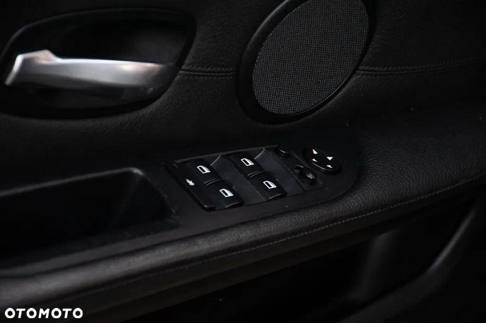 BMW Seria 5 530d Edition Sport - 33