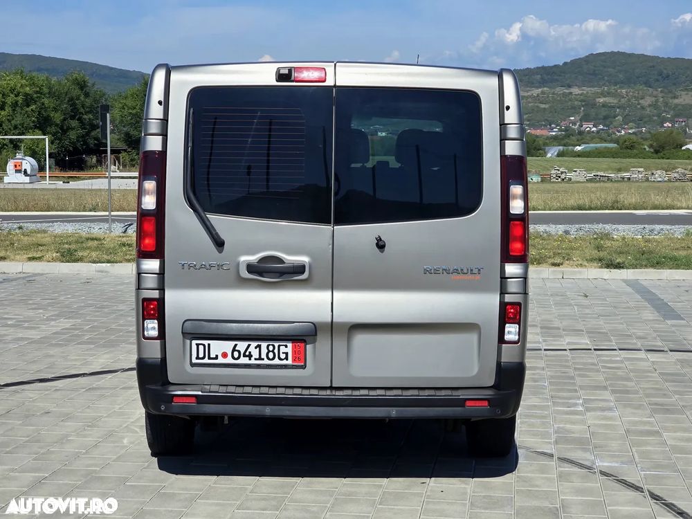 Renault Trafic - 19