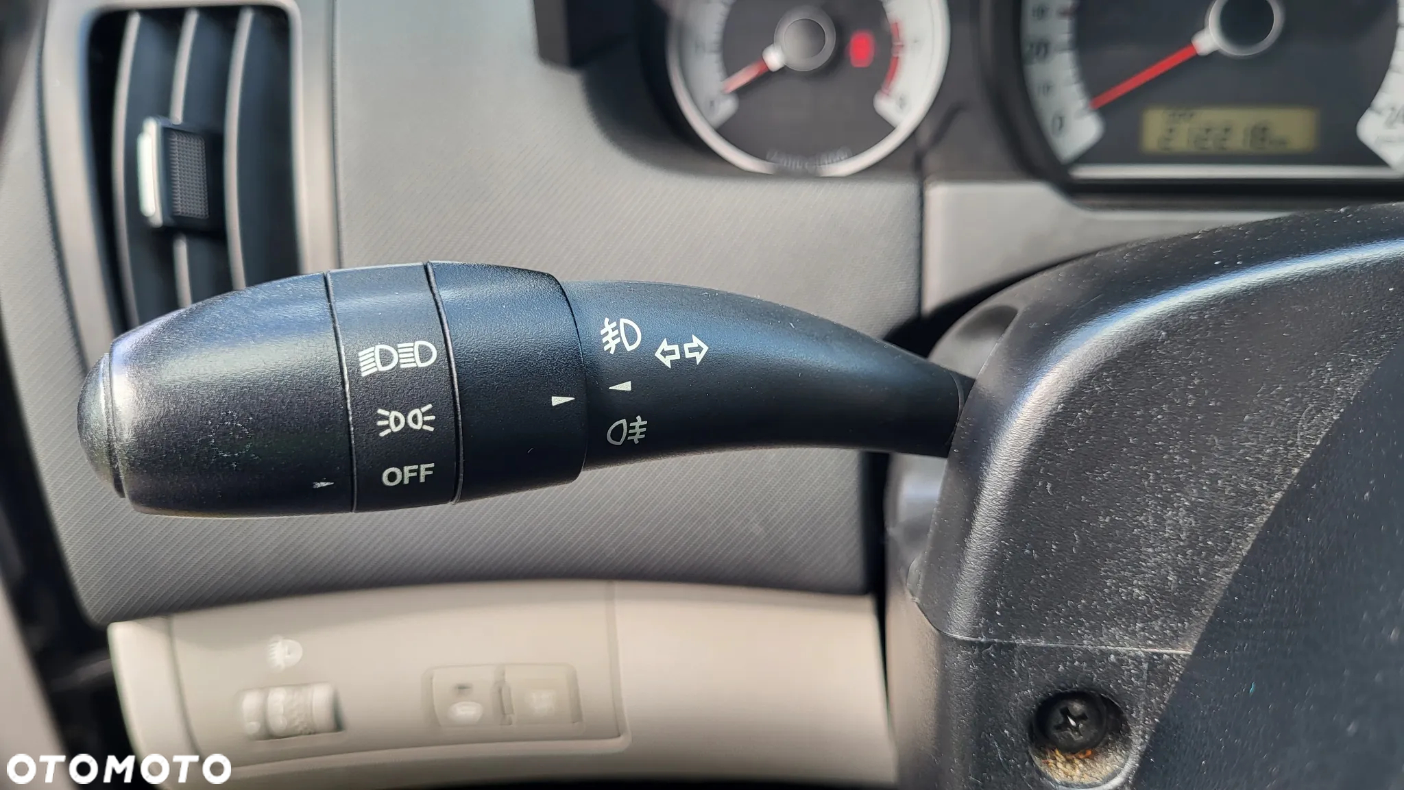 Kia Ceed - 38
