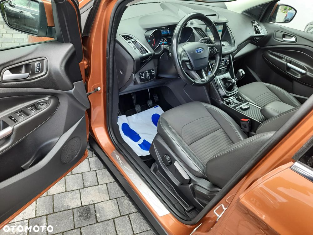 Ford Kuga 2.0 TDCi 2x4 Business Edition - 11