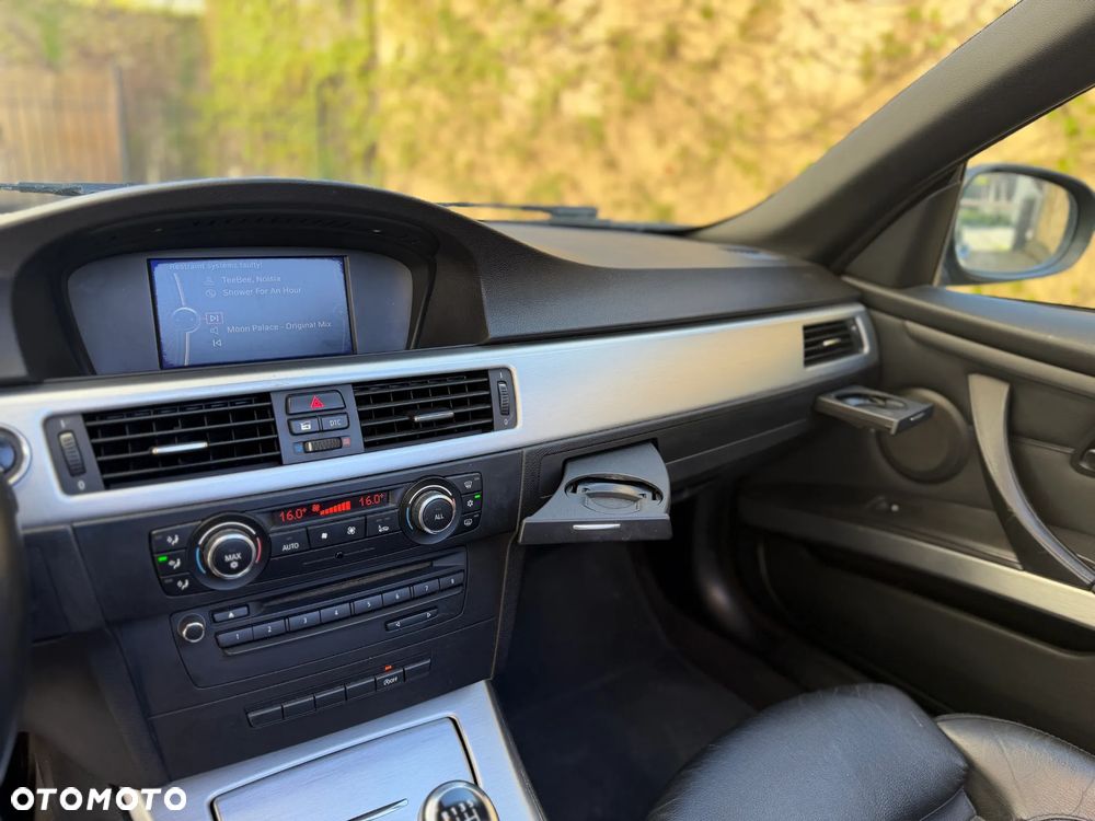 BMW Seria 3 320d - 11
