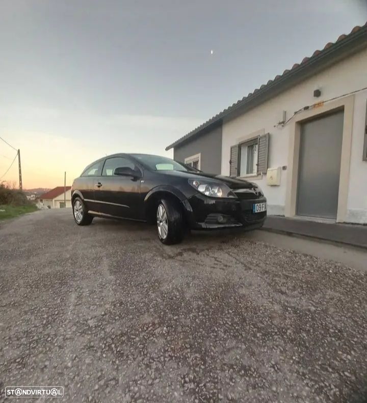 Opel Astra GTC 1.7 CDTi - 3