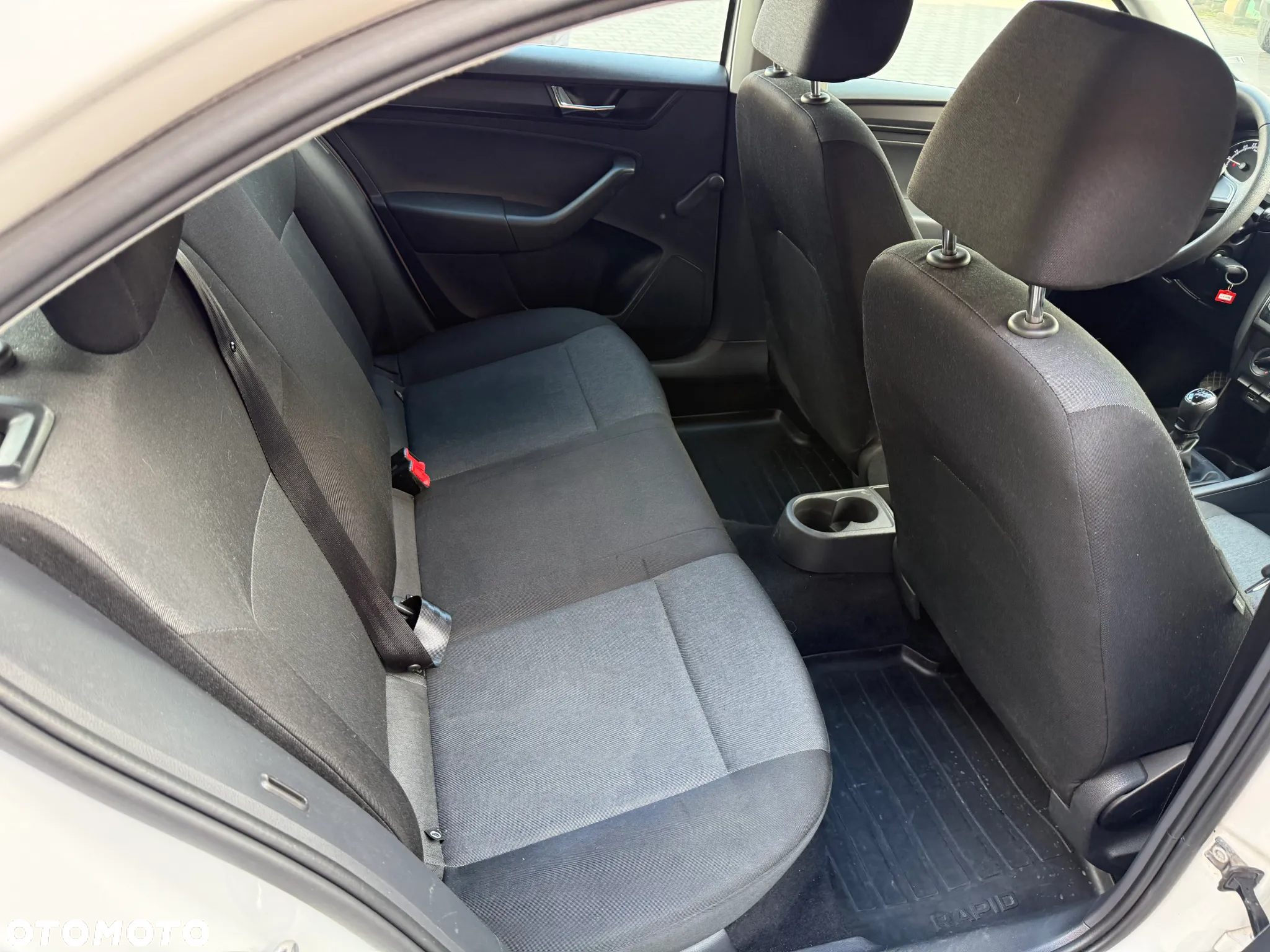 Skoda RAPID 1.6 TDI DPF Ambition - 20