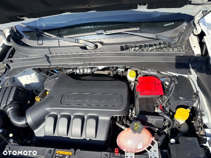 Jeep Renegade 1.6 E-TorQ Sport FWD - 10