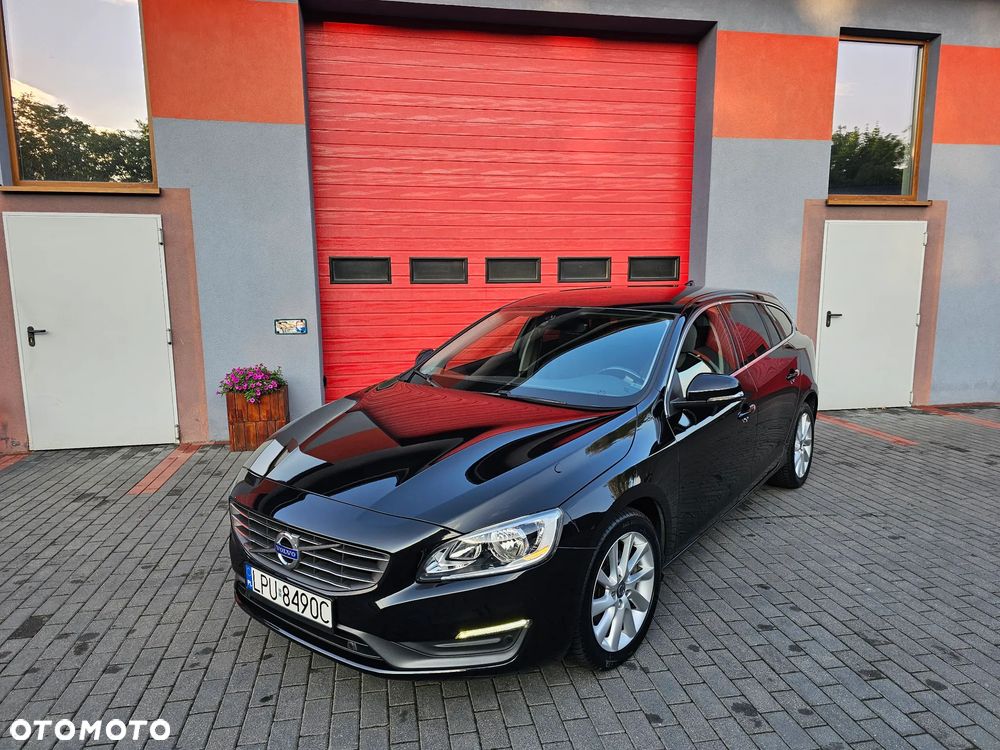 Volvo V60 D4 Drive-E Momentum - 14
