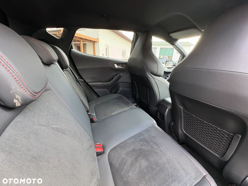 Ford Fiesta - 13