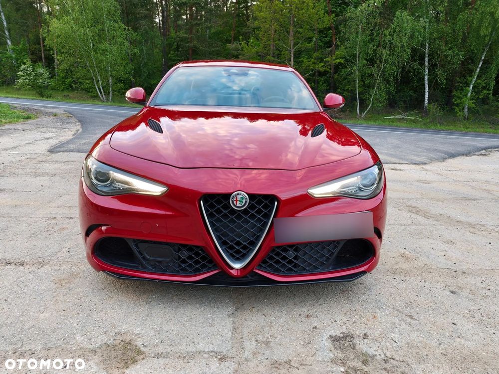 Alfa Romeo Giulia 2.9 V6 Bi-Turbo AT8 Quadrifoglio - 5