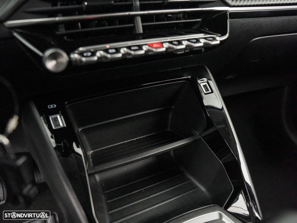 Peugeot 208 1.2 PureTech Active Pack - 20