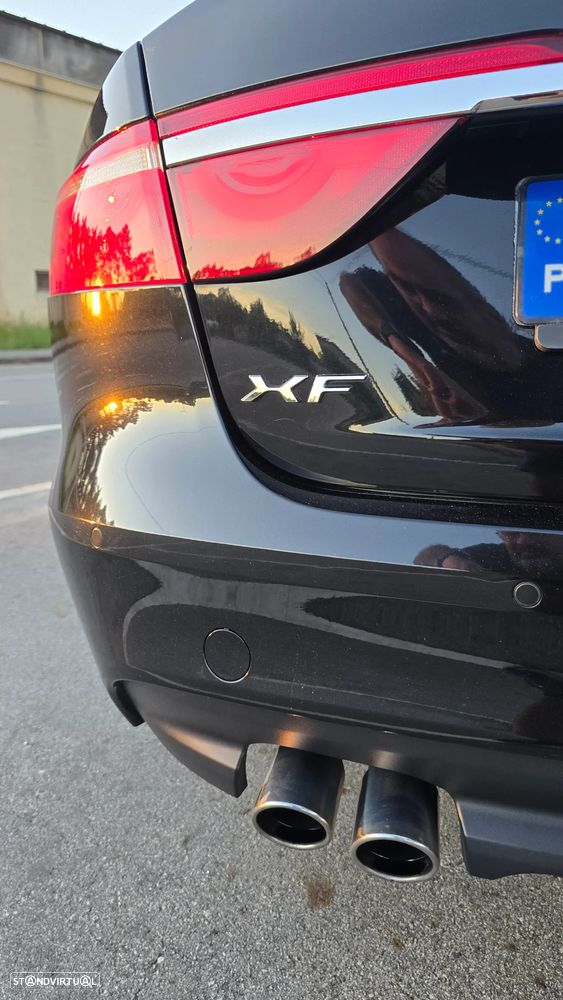Jaguar XF 2.0 D Prestige Aut. - 18