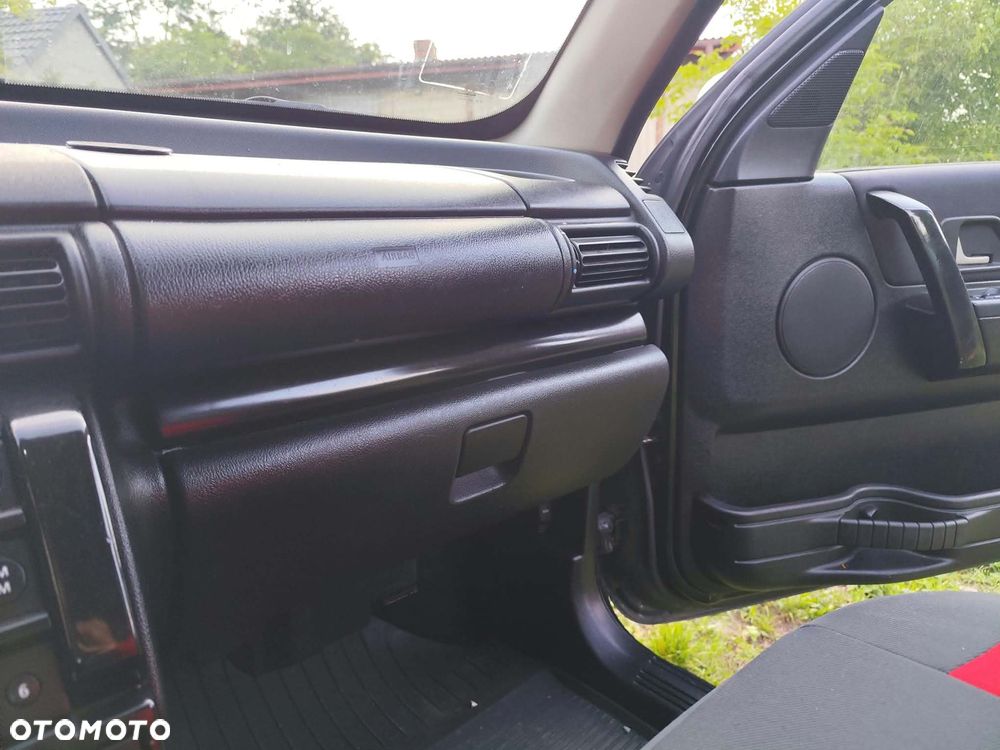 Land Rover Freelander - 10