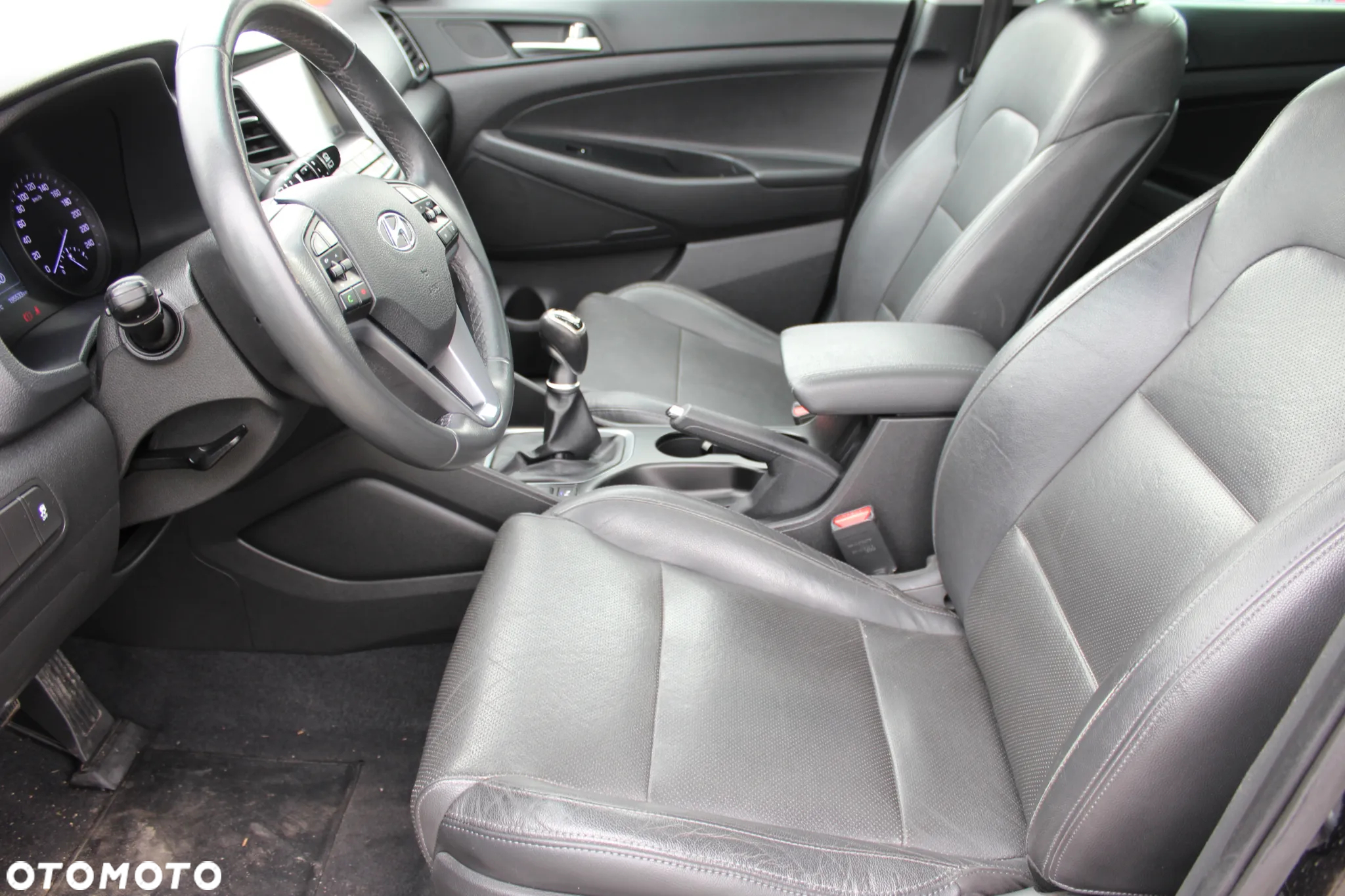 Hyundai Tucson blue 1.7 CRDi 2WD Advantage - 9