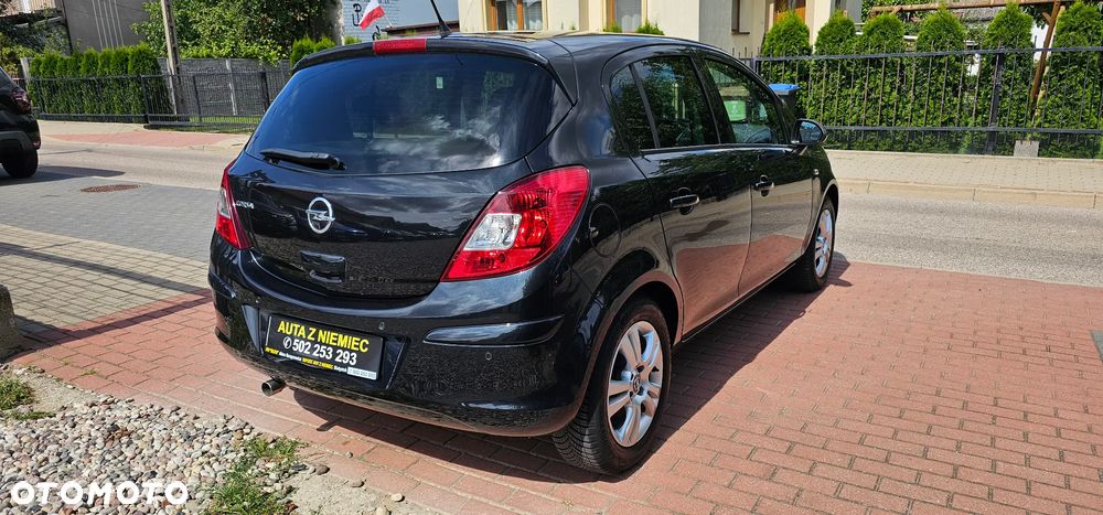Opel Corsa 1.4 16V Active - 5