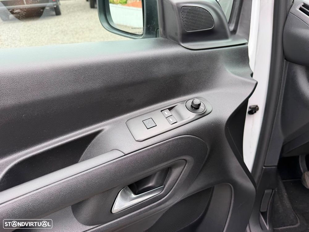 Fiat Doblo 1.5 BlueHDi Maxi - 29