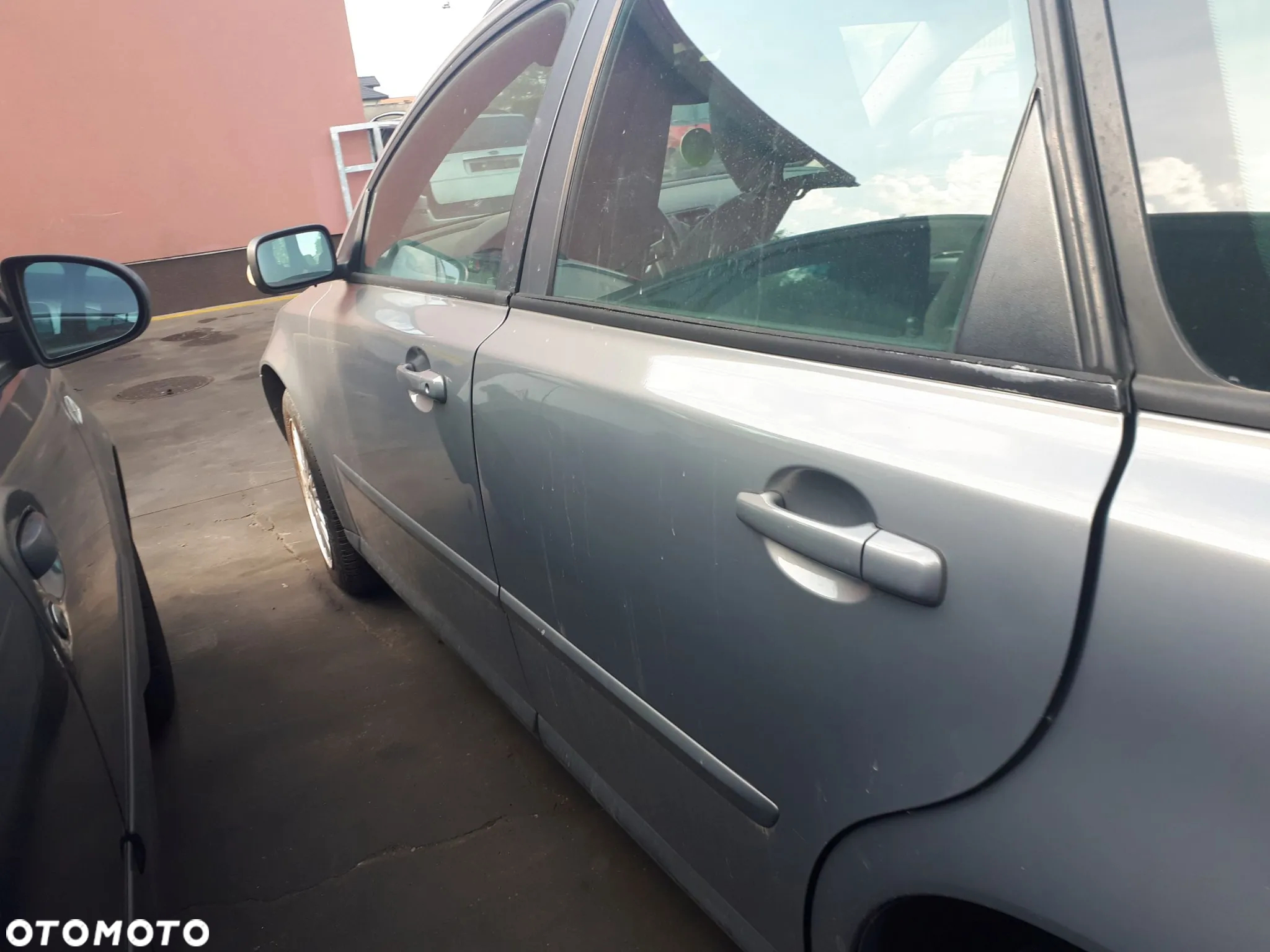VOLVO V50 04-07 1.8 16V WENTYLATOR DMUCHAWA - 16