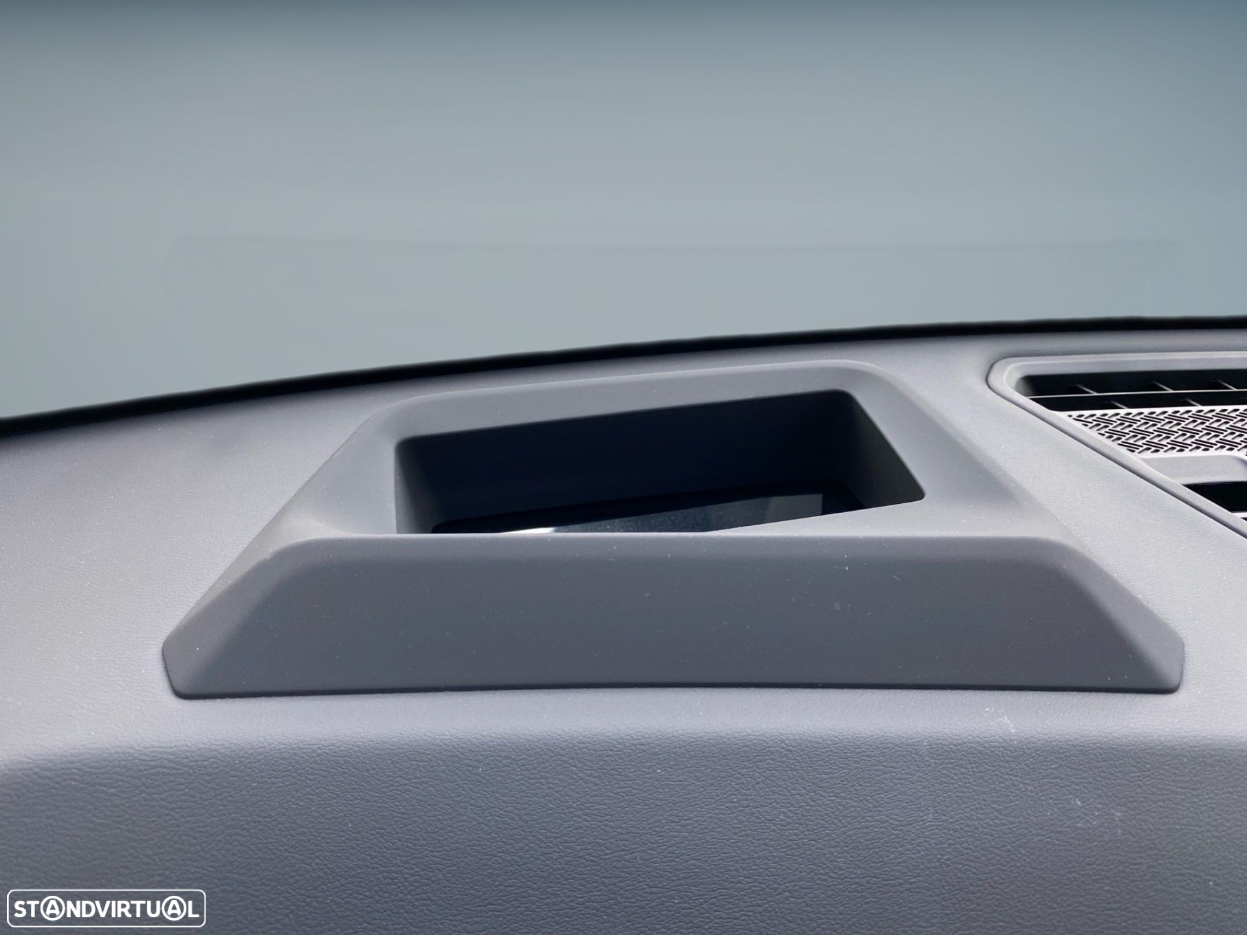 BMW iX2 eDrive20 Pack Desportivo M - 8