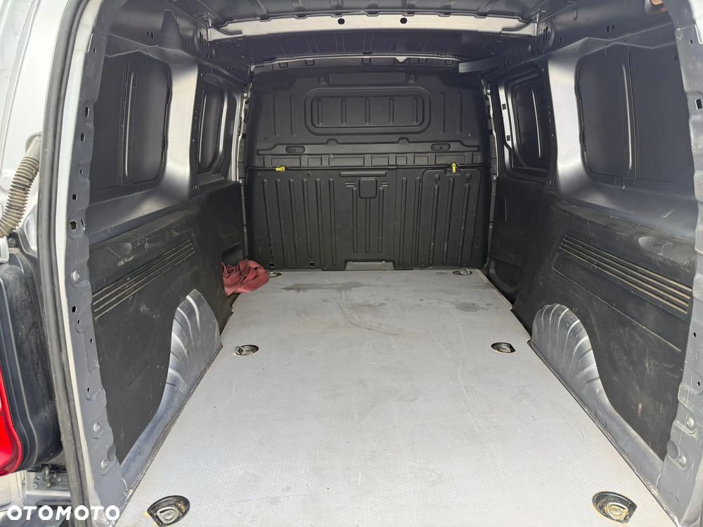 Toyota PROACE CITY - 13