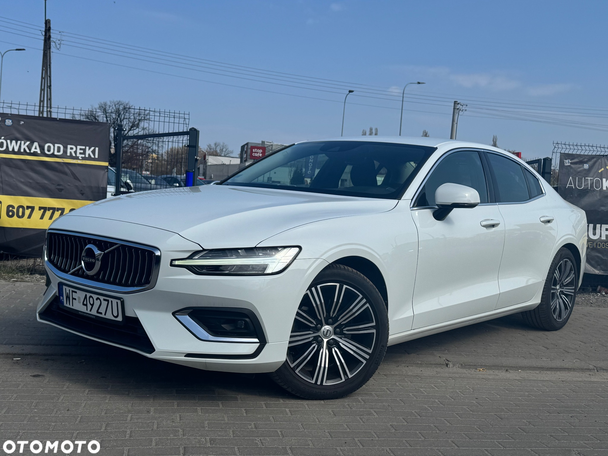 Volvo S60 T4 Drive-E Dynamic Edition (Kinetic) - 13