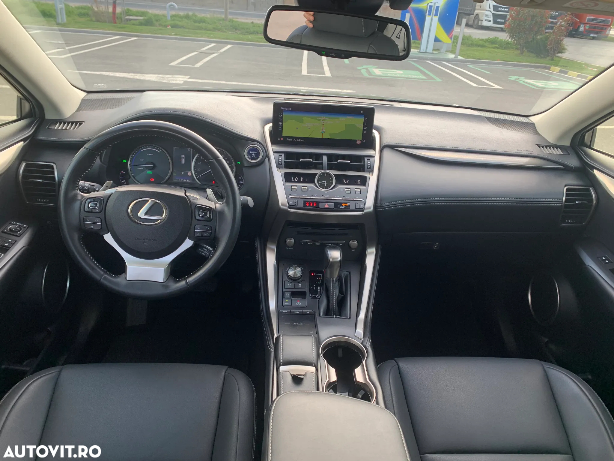 Lexus Seria NX - 9