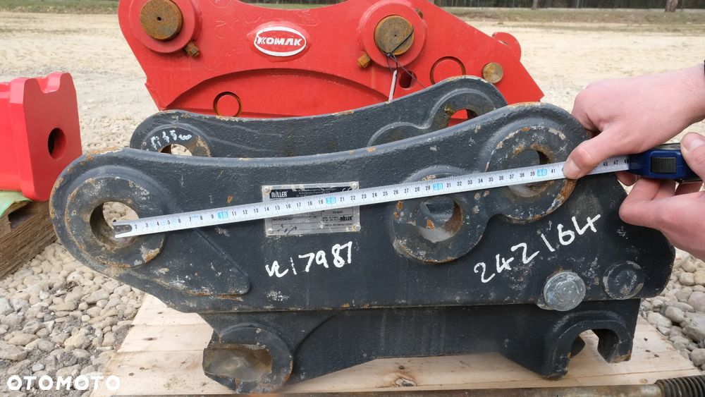 szybkozłącze do koparki 4-8 ton sworzeń  fi 45mm - 2