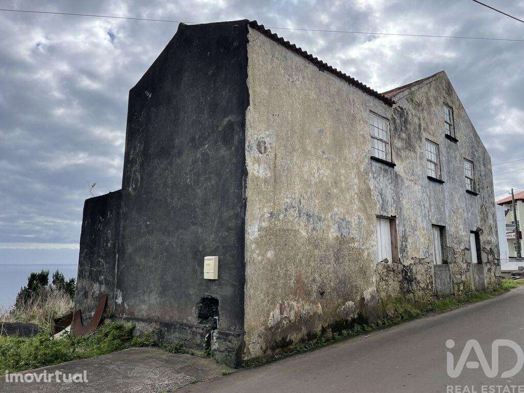 Casa T7 em Ribeira Seca de 179,00 m2 - Grande imagem: 2/16