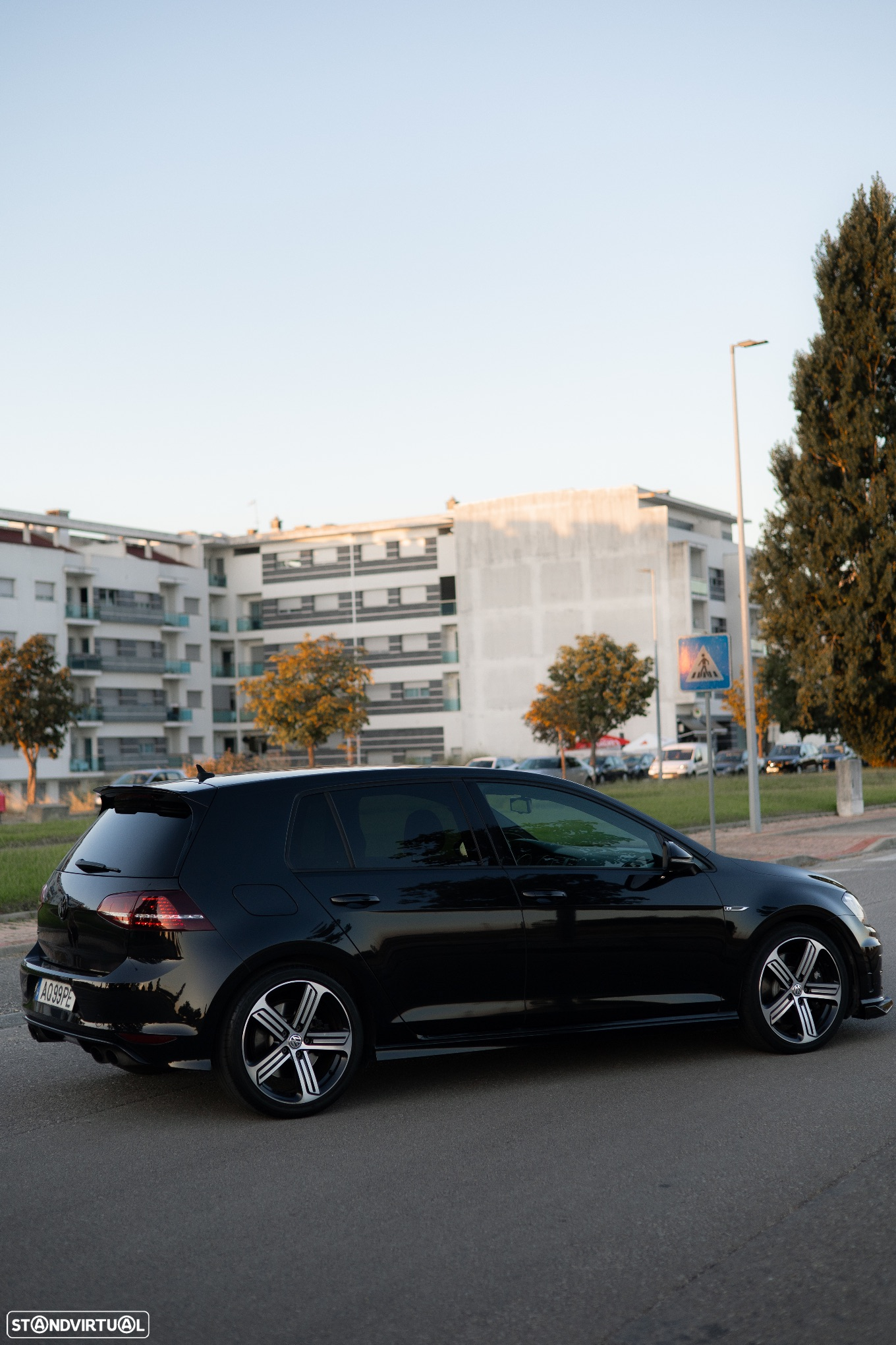 VW Golf 2.0 TSi R DSG - 3