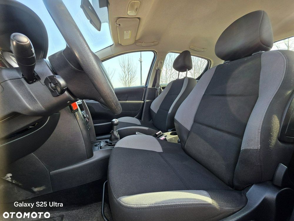 Peugeot 207 1.4 - 30