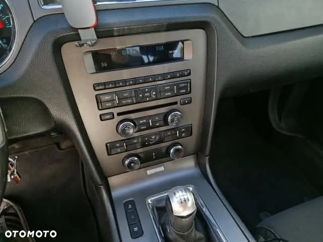 Ford Mustang 3.7 V6 - 14
