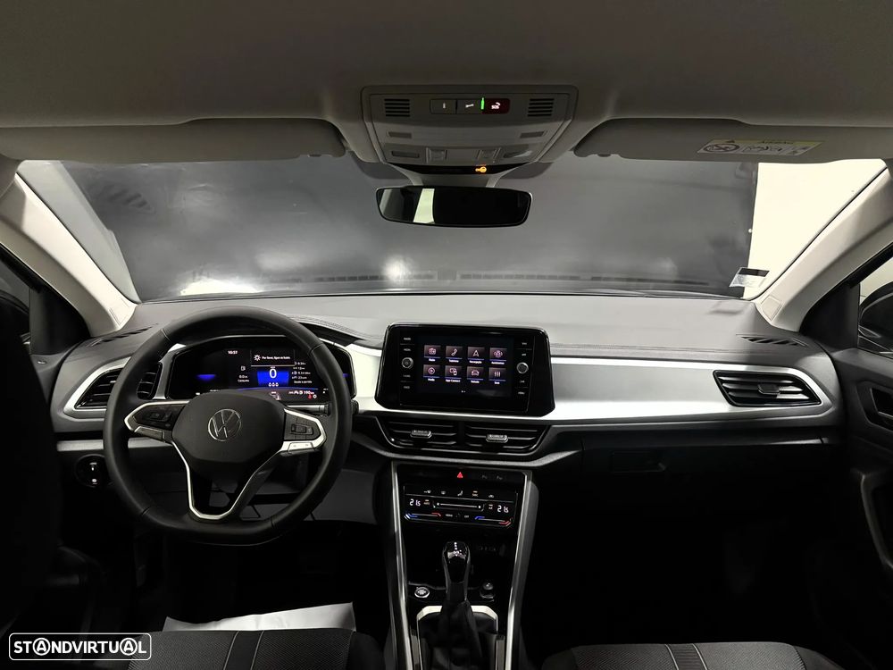 VW T-Roc 1.5 TSI Urban DSG - 11