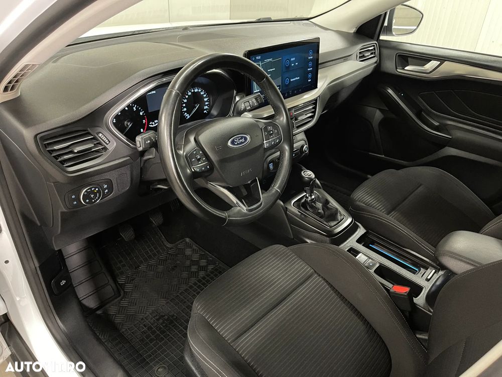 Ford Focus 1.0 EcoBoost MHEV Titanium - 6