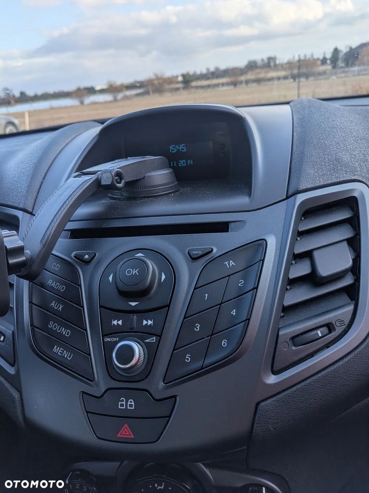 Ford Fiesta 1.5 TDCi Gold X EU6 - 8