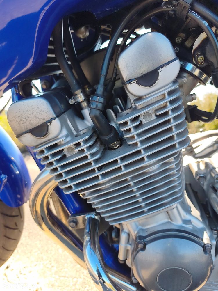 Yamaha XJ - 22